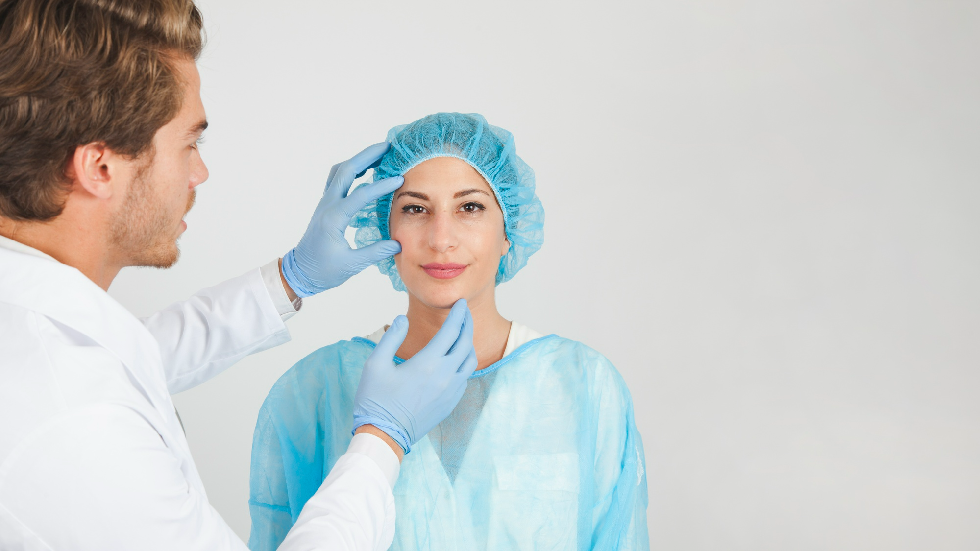 Eyelid Surgery (Blepharoplasty): Benefits, Procedure & Recovery Guide