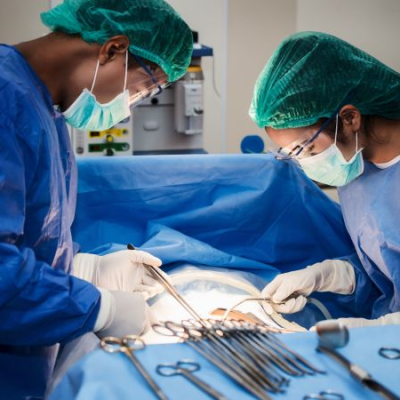 how to know if a surgeon is qualified in India