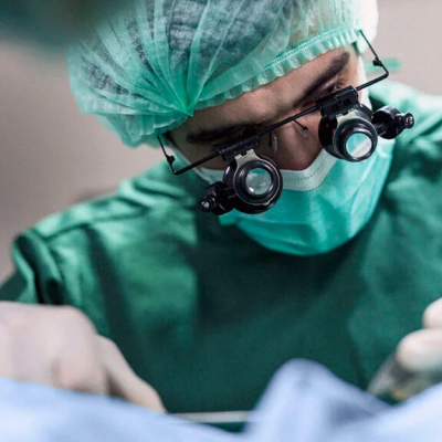 How to Choose a Plastic Surgeon in India: 7 Key Factors